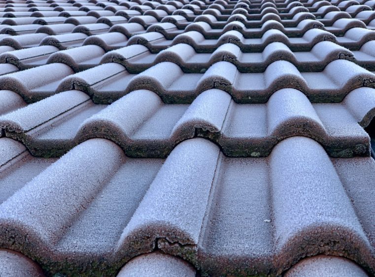 Pros and Cons of Roof Tiles